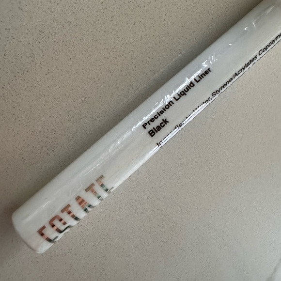 Ipsy Bag - Picture 4 of 8